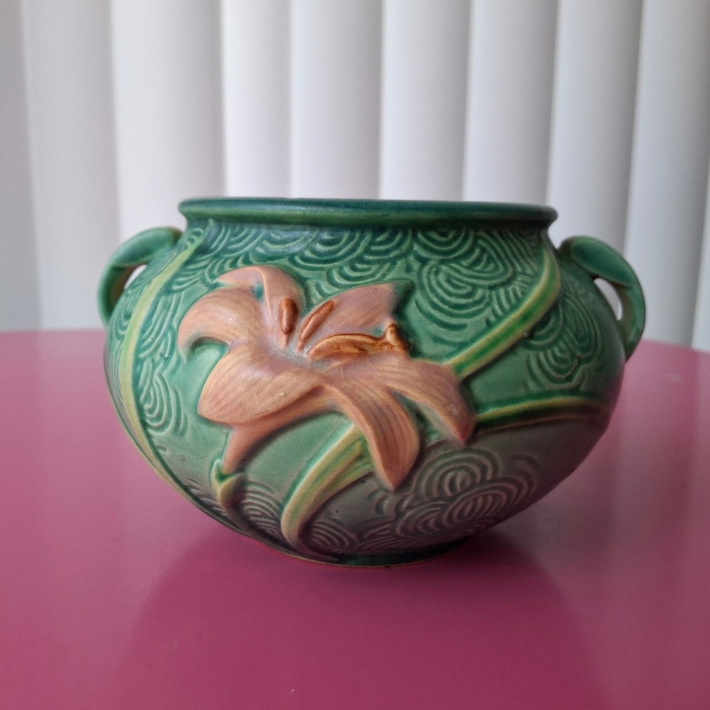 Roseville Art Pottery Zephyr Lily 671-4 Green Jardiniere Double Handled Vase